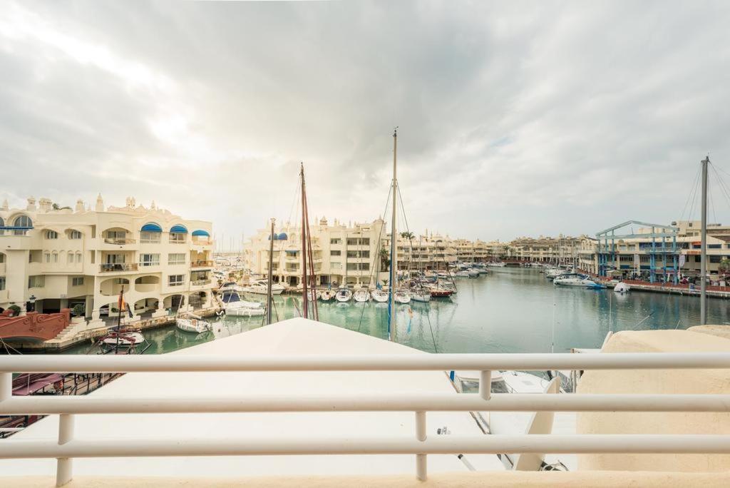 Apartamento En Puerto Marina B32 Benalmádena Exteriör bild