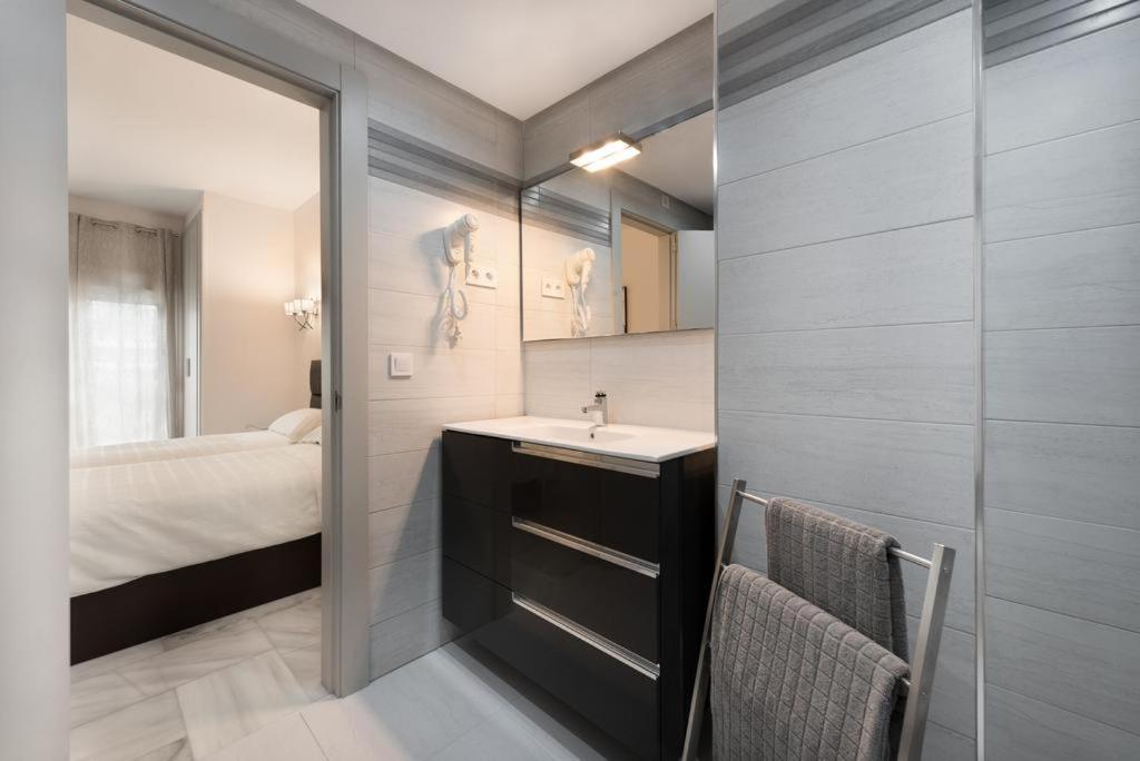 Apartamento En Puerto Marina B32 Benalmádena Exteriör bild